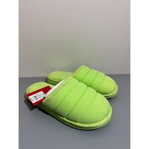 Wondershop Target Women's Slippers Slip On Green Size 6/7